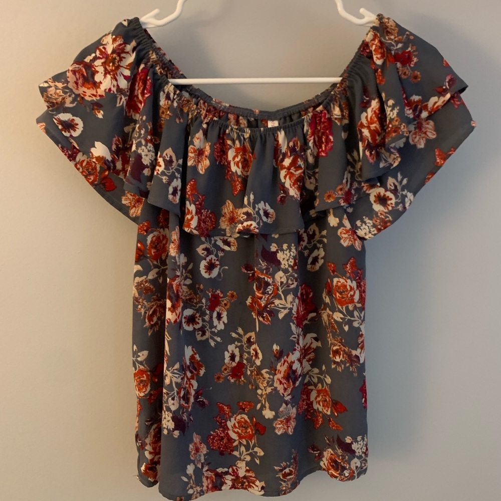 Grey/blue Floral Blouse with a Back Slit